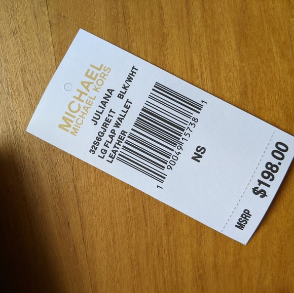 BNWT Michael Kors Large leather flap wallet (3pcs) - Picture 6 of 6